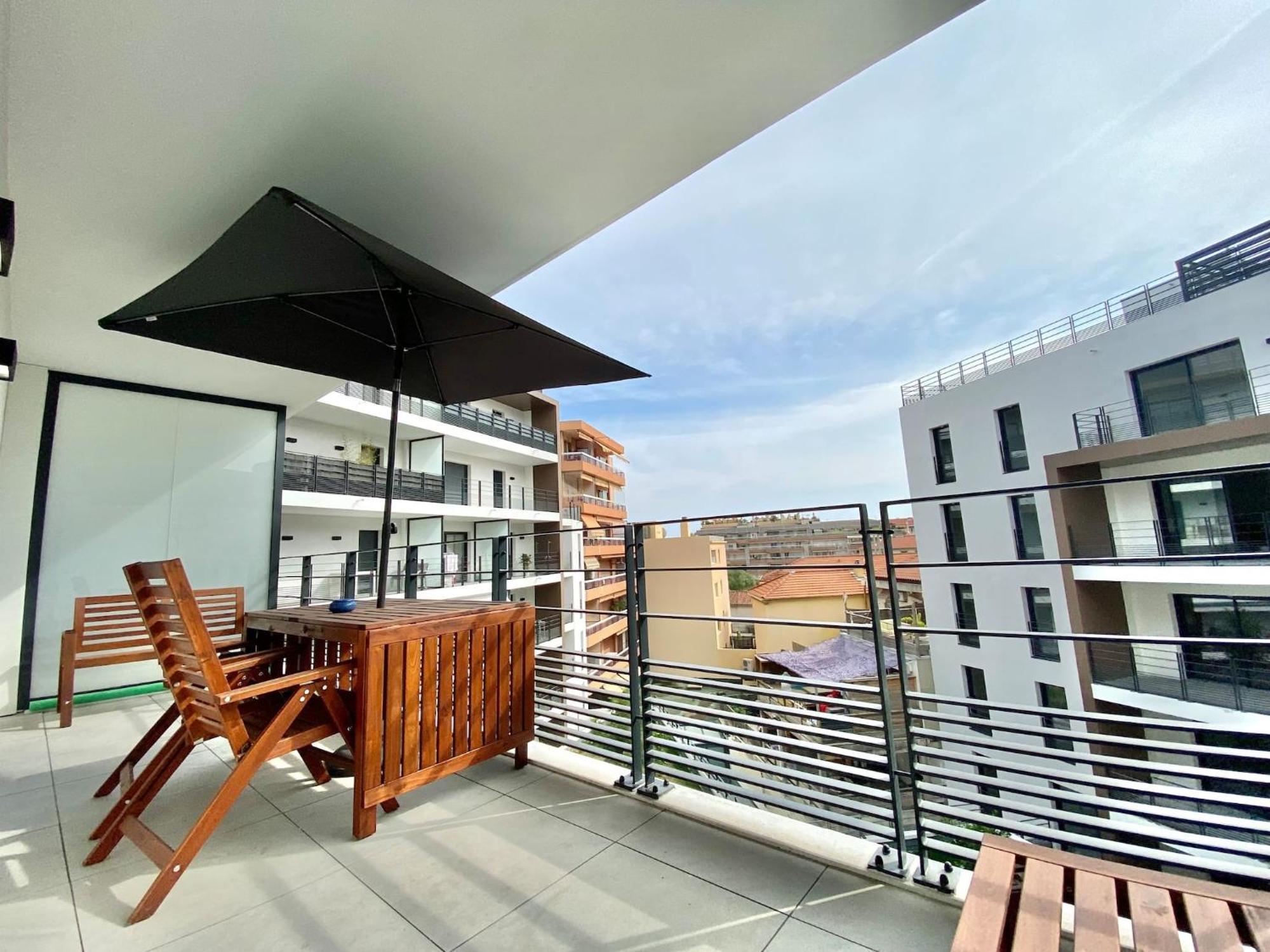 'Cap Riviera' Proche Gare Et Centre Apartment Ментона Екстериор снимка